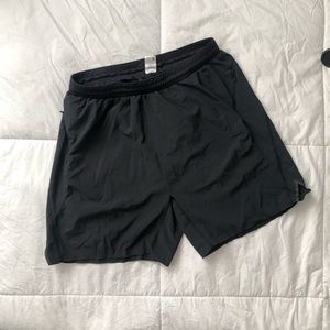 Rhone performance shorts. Medium (waists 29-31)